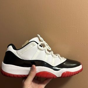 Jordan 11 Concord-Bred low